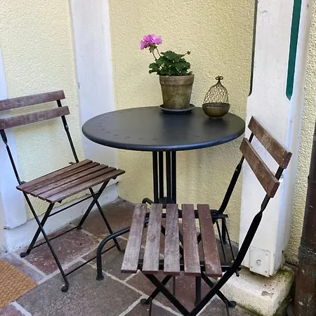 Guest house Appartementhaus Dargham 3*